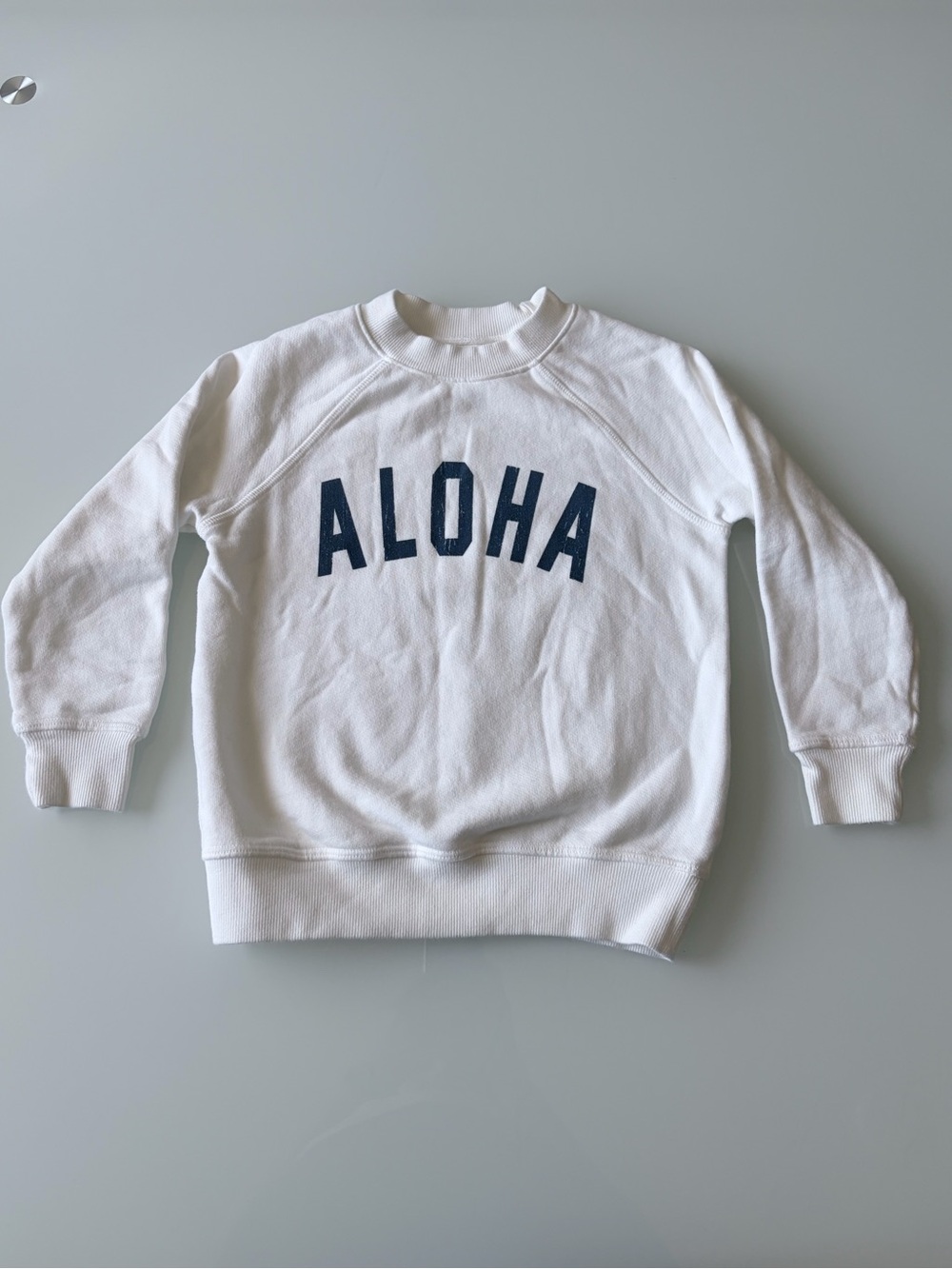 WHEAT White 'ALOHA' Crewneck Girls Sweatshirt with Navy Lettering Sz 5/6y